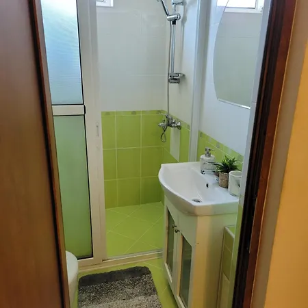 アパート And Skyline 2br 5th Floor Walk Up ヴァルナ